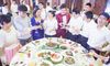 在订婚吐司时,男人说什么?订婚新郎说话