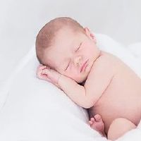 9月15日,2022年,出生的女婴五条萤火虫
