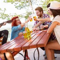 只是照顾好自己,不明白并与他人分享一个快乐的星座。