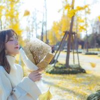 这三个主要的Contelors是最骄傲的骨头,我喜欢它,我永远不会追逐男孩。