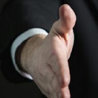 男人手里有9个斗的命运