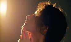 如何以高情商的方式回复男性送给你的礼物,让他们感受到你的真诚表达,而且不会让彼此感到尴尬或尴尬,从而达到完美的礼物交换体验? - 这样回答绝对能够有效解决这一问题!
