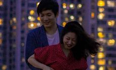 一个深深爱上已离婚女性的男人的感人表白,充满真挚之情和细心体贴的情感展示