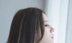 如何判断前女友对你仍有感情 证明她的爱意是否重燃?