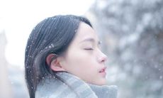 探探如何在第一句话中迅速与女生建立感情并展开聊天?