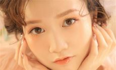 如何表现自己的魅力,追求女孩的心,以获得她的青睐?