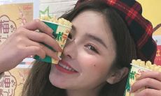 和女性独自用餐时,不仅应该关注食物,而且要聊什么?