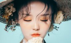 柏拉图关于爱情的一段话 是否触动到你